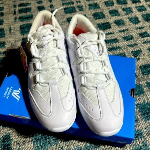 Varsity cheer sneakers - Picture 2 of 5